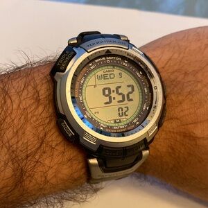 Casio Pathfinder PAW-1300, tough solar, multi band 5, wave ceptor triple sensor